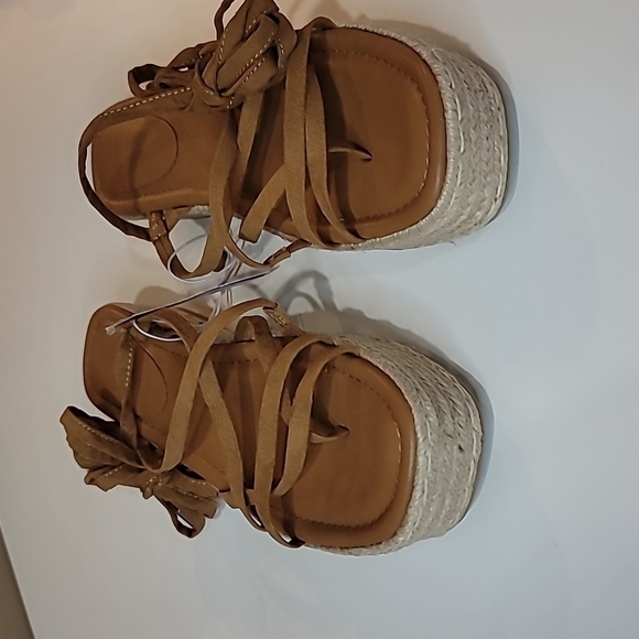 3/$30 NWT UNIVERSAL THREAD CO. Platform Wrap Strappy Espadrille Sandal - Picture 4 of 5